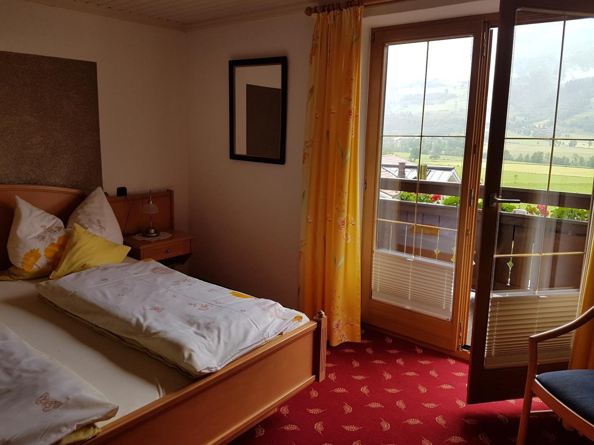 Haus Deutinger Hotel Piesendorf Kamer foto