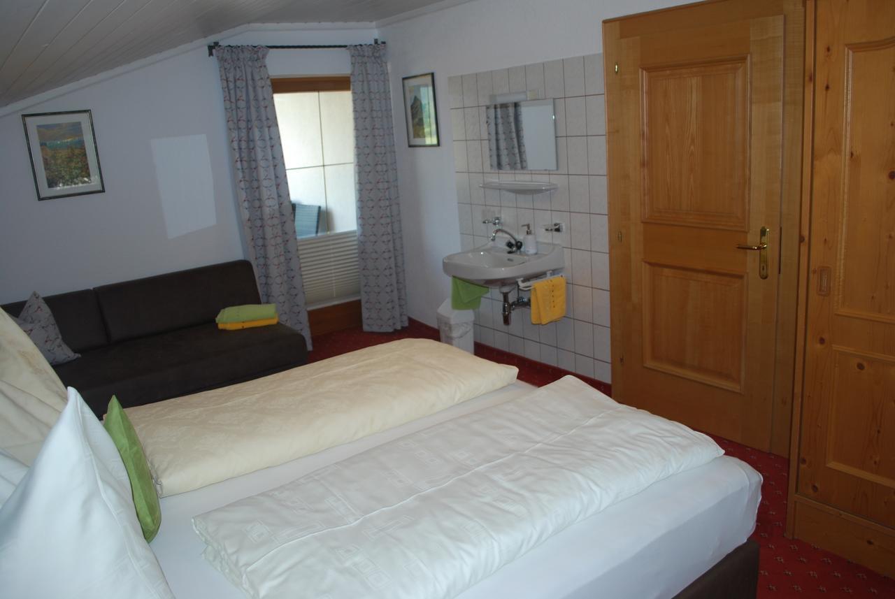 Haus Deutinger Hotel Piesendorf Buitenkant foto